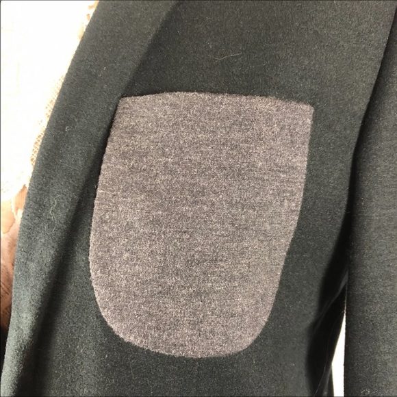 Ladies blazer 
Charcoal in color with gray pocket. - Picture 11 of 12